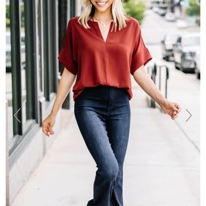 This is Why Top from shop the mint boutique. Brick. Never worn.  XL